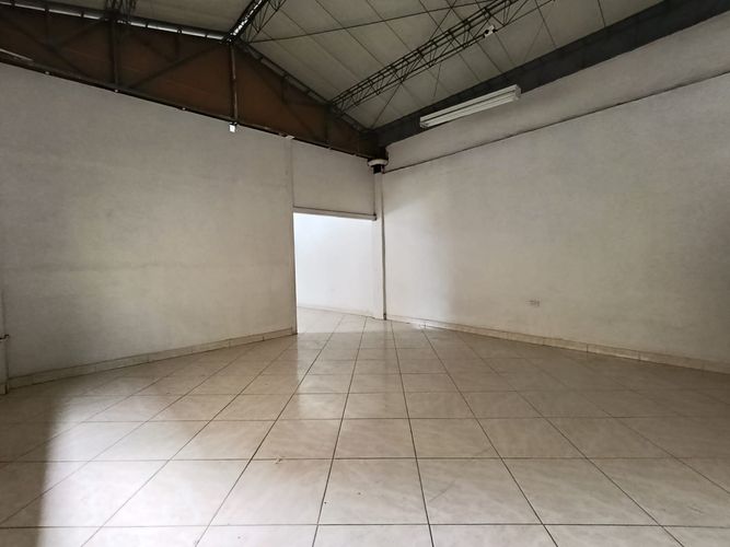 Bodega en arriendo en Viviendas Del Sur, Itagüí, 180 m² · foto 14 de 17