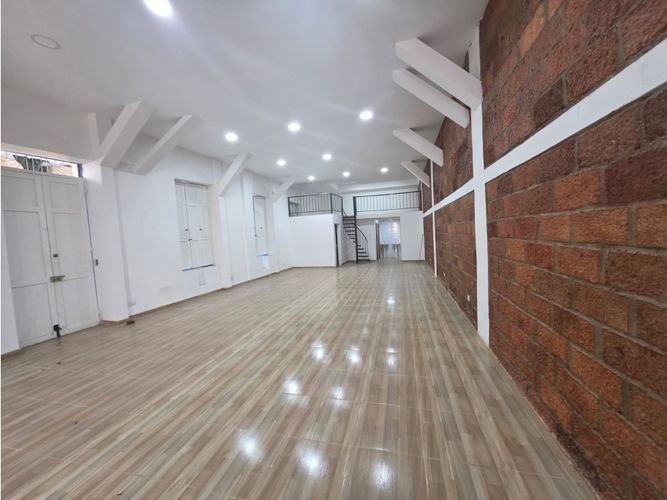 Local en arriendo en Jesus Nazareno, Medellín, 150 m² · foto 3 de 10