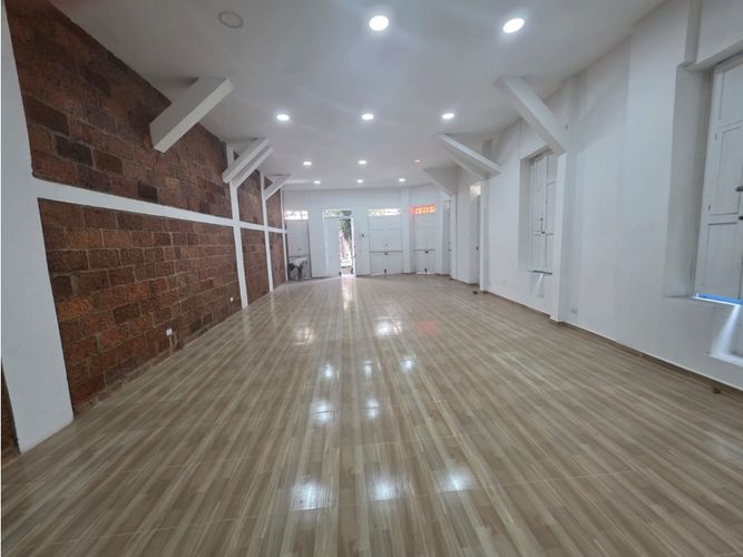 Local en arriendo en Jesus Nazareno, Medellín, 150 m² · foto 6 de 10