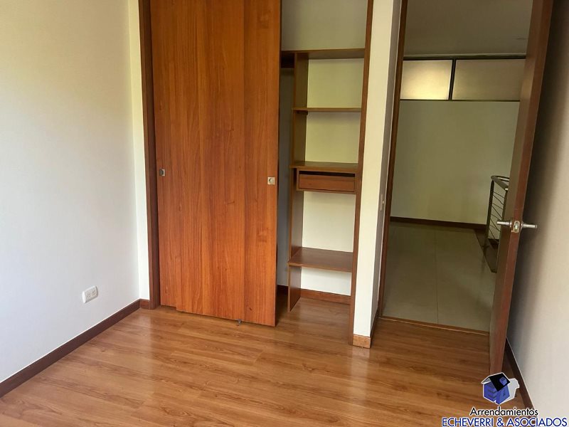 Apartamento en arriendo en San Lucas, Medellín · foto 8 de 13