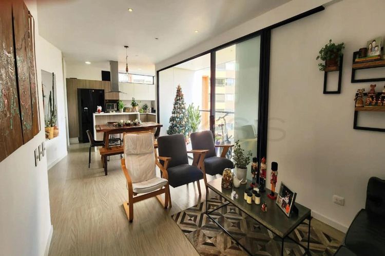Apartamento de 2 alcobas en venta en Las Lomas, Medellín, 135 m² · foto 5 de 11