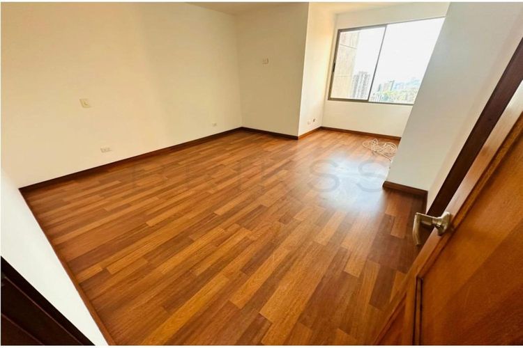Apartamento de 4 alcobas en venta en San Lucas, Medellín, 403 m² · foto 20 de 24