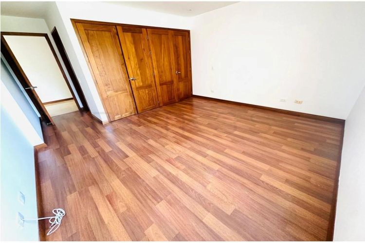 Apartamento de 4 alcobas en venta en San Lucas, Medellín, 403 m² · foto 22 de 24