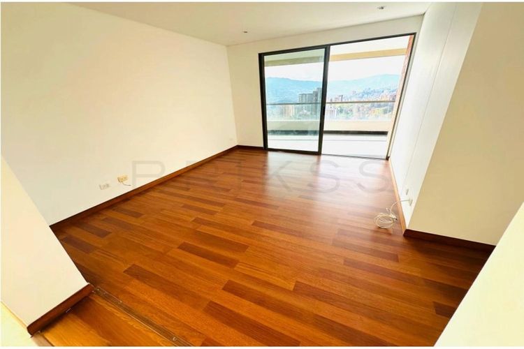 Apartamento de 4 alcobas en venta en San Lucas, Medellín, 403 m² · foto 24 de 24