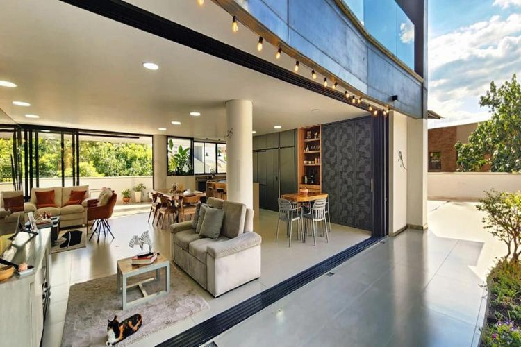 Apartamento de 3 alcobas en venta en El Tesoro, Medellín, 250 m² · foto 1 de 17