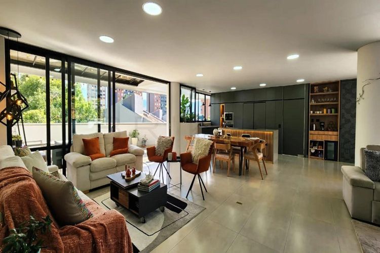 Apartamento de 3 alcobas en venta en El Tesoro, Medellín, 250 m² · foto 8 de 17