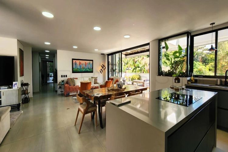 Apartamento de 3 alcobas en venta en El Tesoro, Medellín, 250 m² · foto 9 de 17