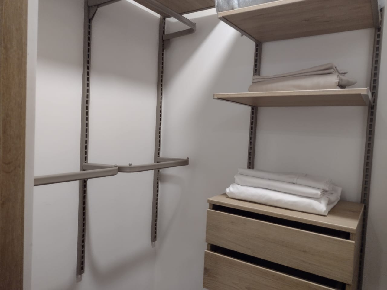 Apartamento en arriendo en El Poblado, Medellín · foto 4 de 17