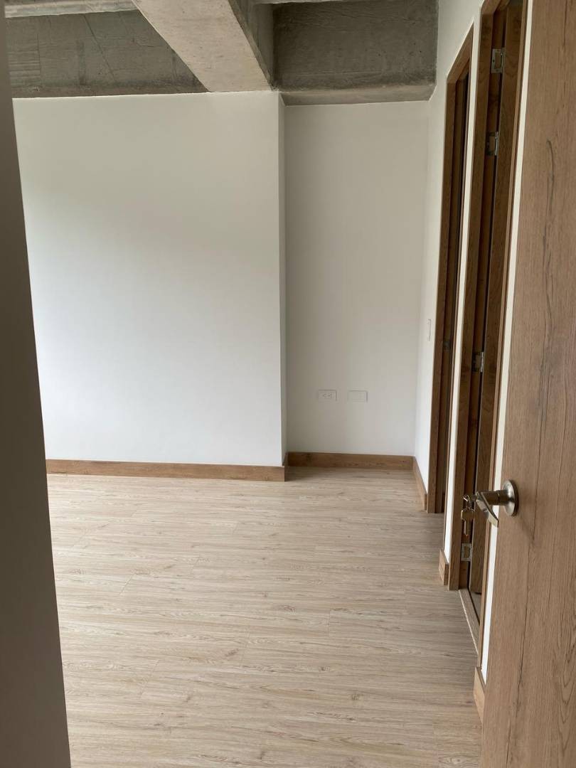 Apartamento en venta en Vía Las Palmas, Medellín · foto 10 de 13