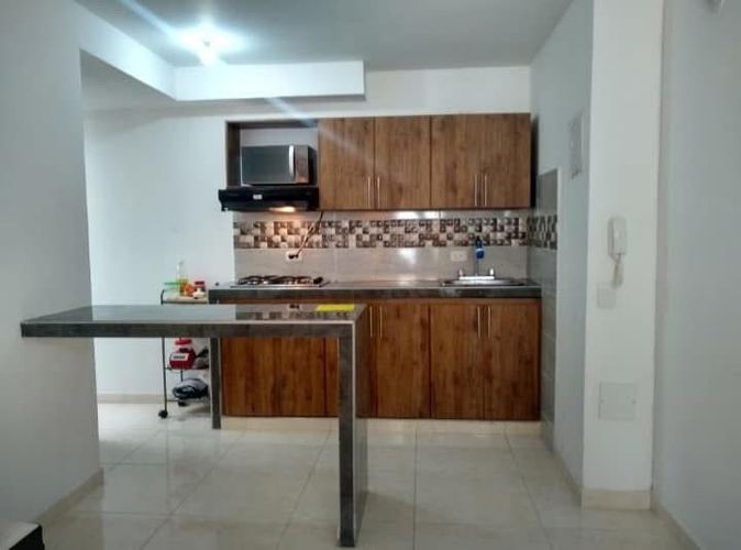 Apartamento de 2 alcobas en venta en El Carmelo, Candelaria, 45 m² · foto 2 de 10