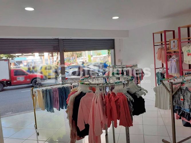 Local en arriendo en Colombia, Medellín, 90 m² · foto 6 de 11