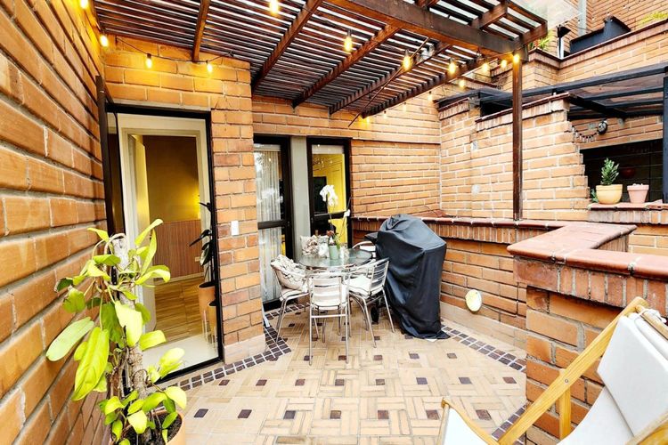 Apartamento de 3 alcobas en venta en Las Lomas, Medellín, 160 m² · foto 7 de 13