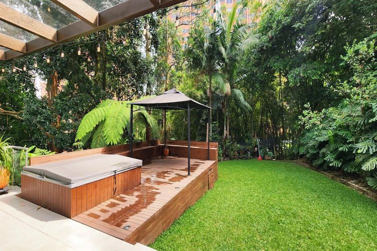 Casa de 3 alcobas en venta en Los Naranjos, Medellín, 446 m² · foto 8 de 18