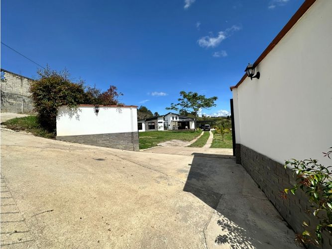 Finca en venta en Cristo Rey, El Carmen de Viboral, 240 m² · foto 23 de 24