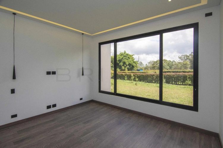 Casa de 4 alcobas en venta en Vilachuaga, Rionegro, 400 m² · foto 13 de 24