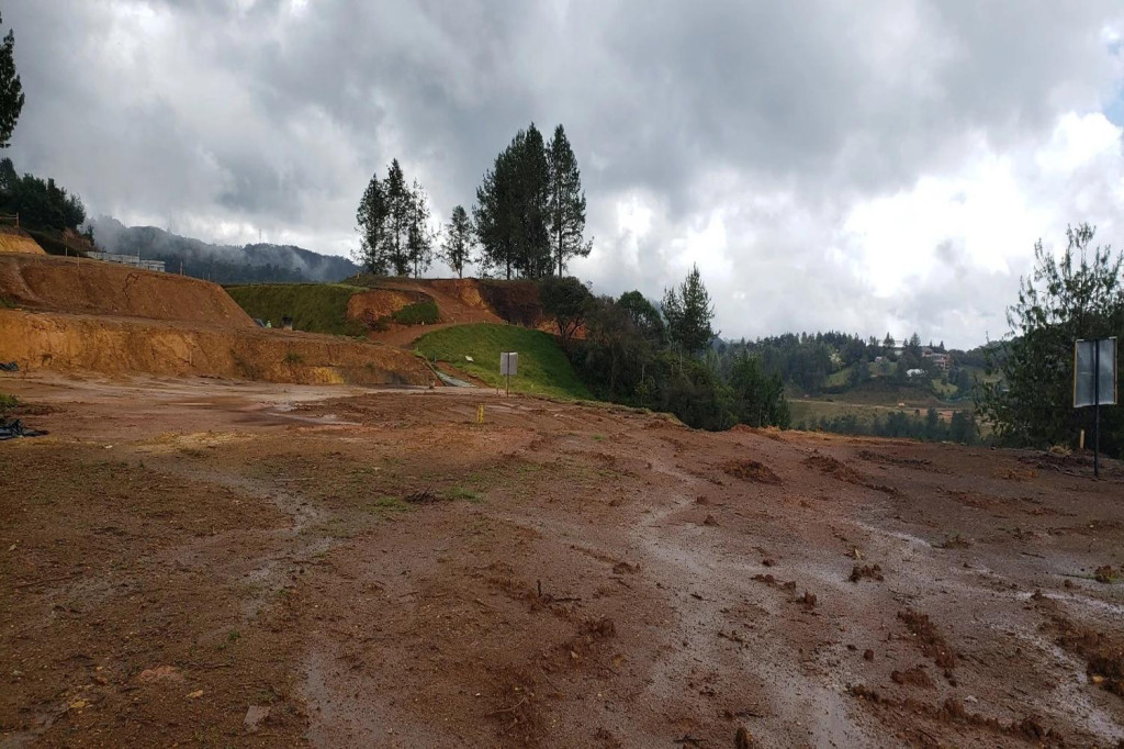 Land in Santa Elena (1292 m²) for Sale - 4