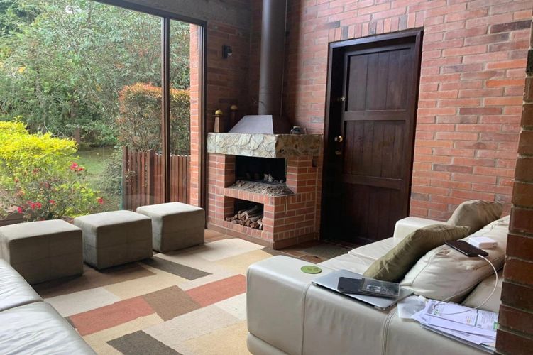 Casa de 3 alcobas en venta en El Retiro, 290 m² · foto 2 de 24