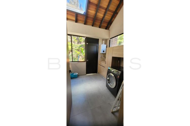Casa de 3 alcobas en venta en Los Medios, El Retiro, 323 m² · foto 6 de 24