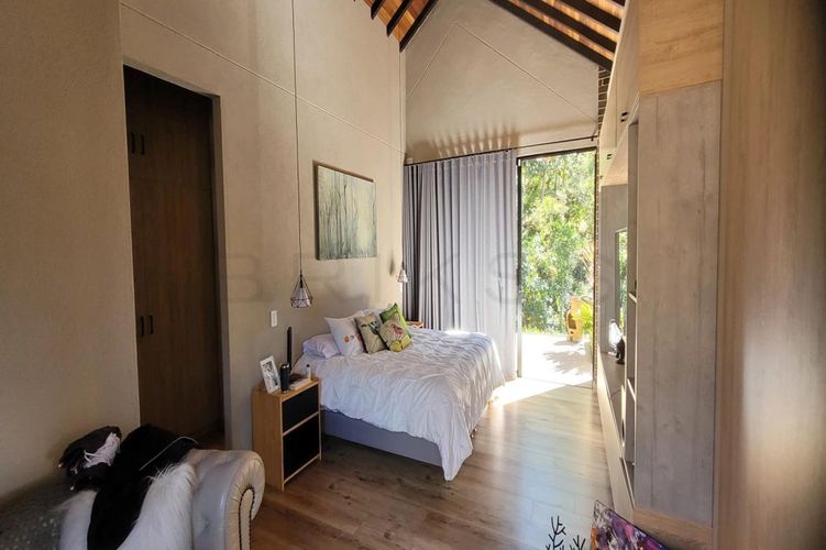 Casa de 3 alcobas en venta en Los Medios, El Retiro, 323 m² · foto 9 de 24