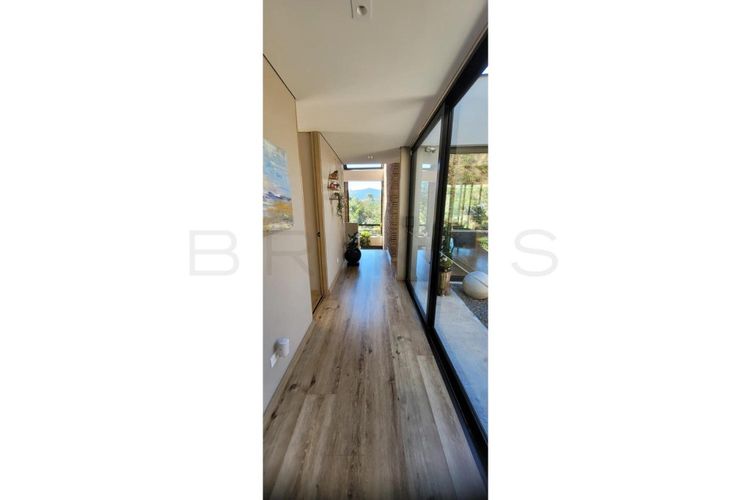 Casa de 3 alcobas en venta en Los Medios, El Retiro, 323 m² · foto 19 de 24