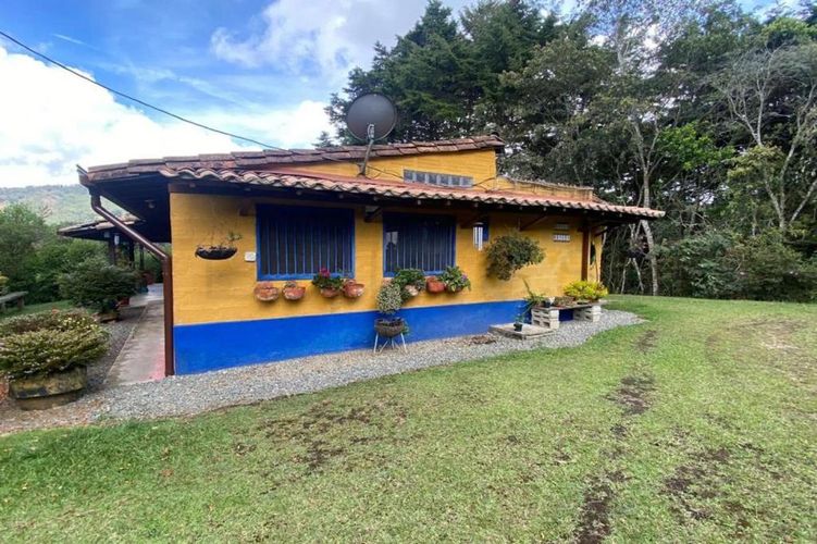 Finca en venta en La Quiebra, Rionegro, 16011 m² · foto 2 de 23