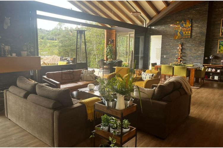 Casa de 4 alcobas en venta en El Carmen, El Retiro, 512 m² · foto 2 de 24