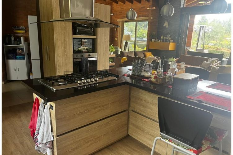 Casa de 4 alcobas en venta en El Carmen, El Retiro, 512 m² · foto 8 de 24