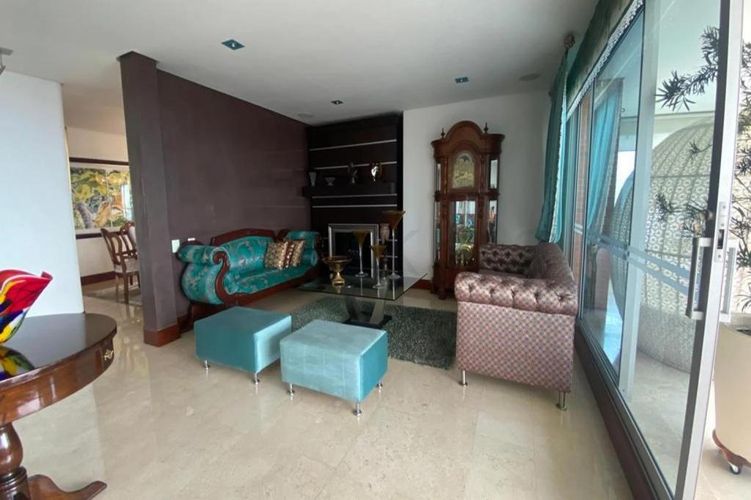 Apartamento en venta en El Poblado, Medellín · foto 4 de 16