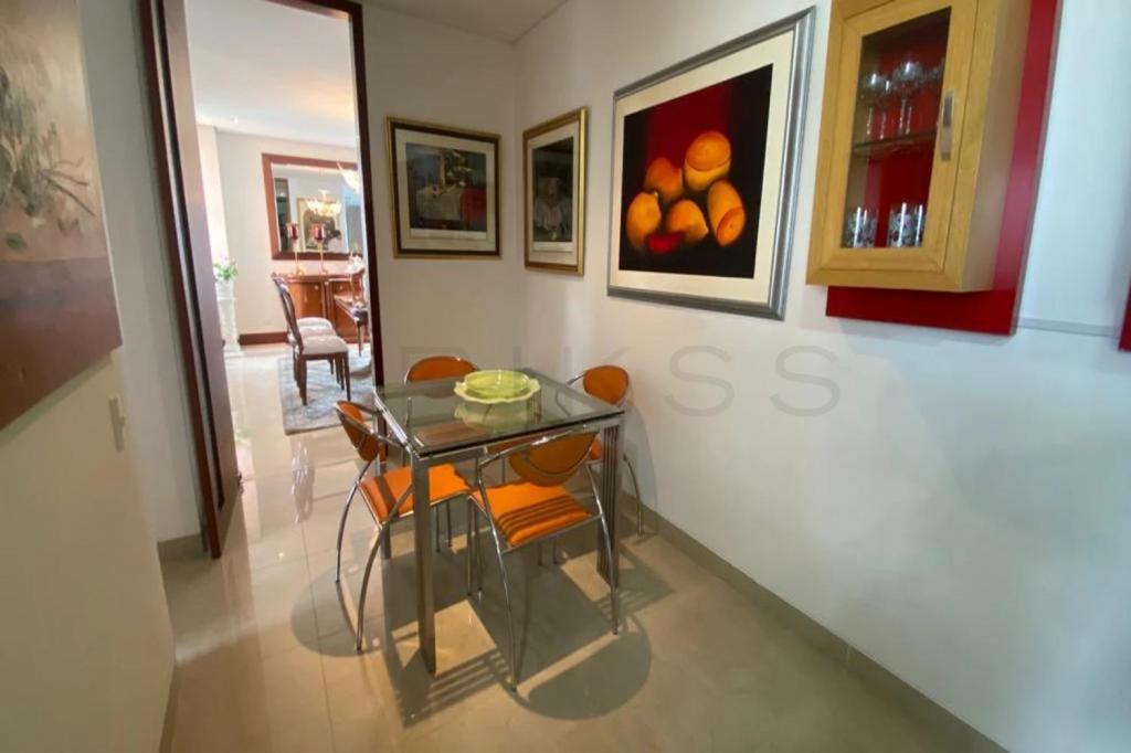 Apartamento en venta en El Poblado, Medellín · foto 10 de 16
