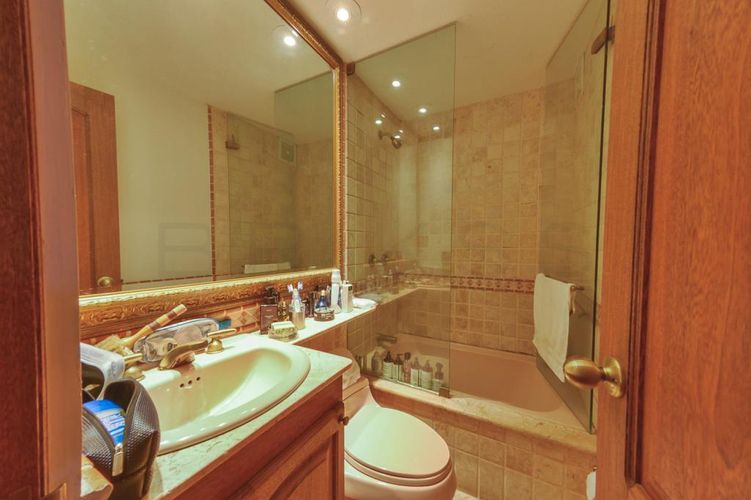 Casa de 4 alcobas en venta en La Inmaculada, Envigado, 370 m² · foto 15 de 24