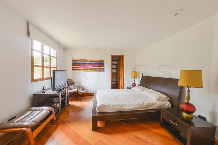 Casa de 4 alcobas en venta en La Inmaculada, Envigado, 370 m² · foto 19 de 24