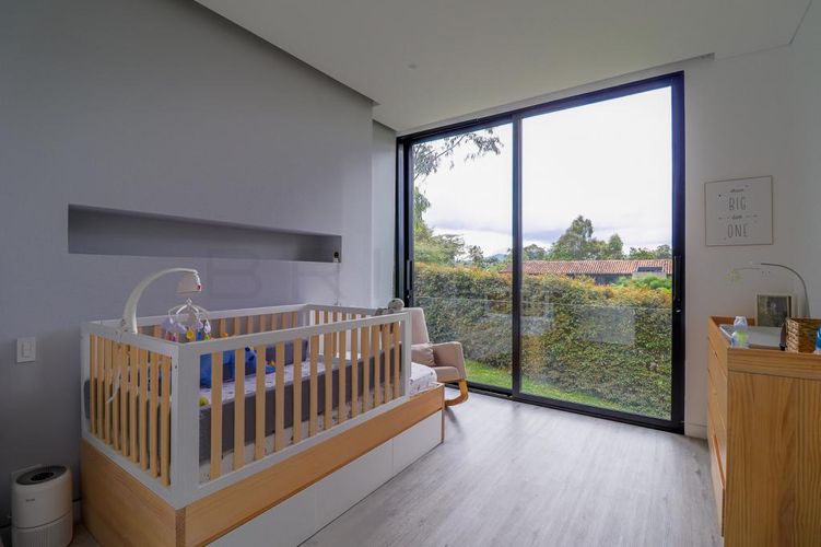 Casa de 4 alcobas en venta en Llano Grande, Rionegro, 1000 m² · foto 17 de 23