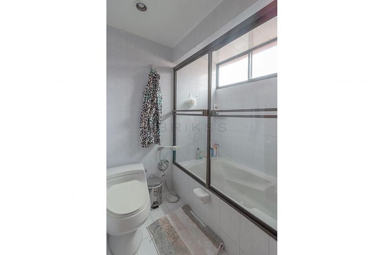 Apartamento de 4 alcobas en venta en Santa Barbara Central, Bogotá, 330 m² · foto 21 de 24