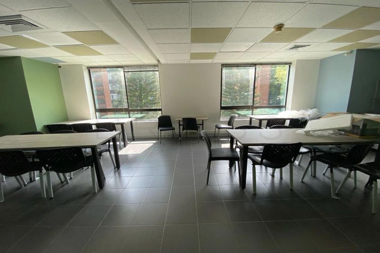 Oficina en venta en La Aguacatala, Medellín, 285 m² · foto 4 de 20