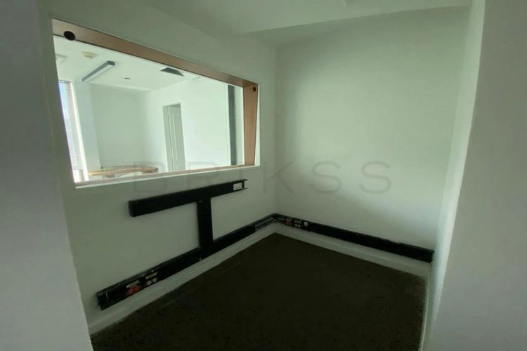 Oficina en venta en La Aguacatala, Medellín, 285 m² · foto 12 de 20
