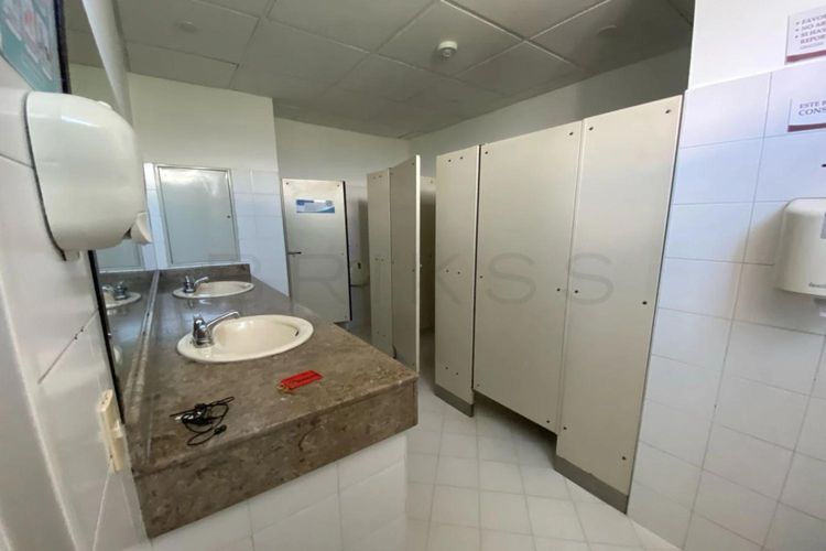 Oficina en venta en La Aguacatala, Medellín, 285 m² · foto 14 de 20