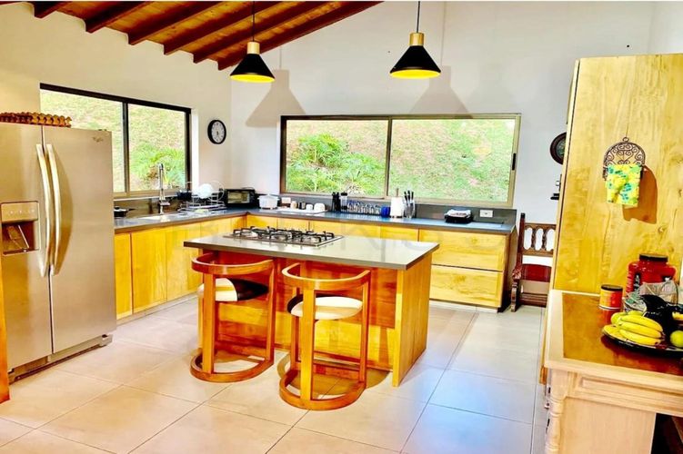 Finca en venta en El Retiro, 325 m² · foto 7 de 16
