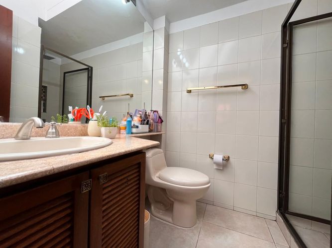 Casa de 3 alcobas en venta en El Poblado, Medellín, 310 m² · foto 18 de 19