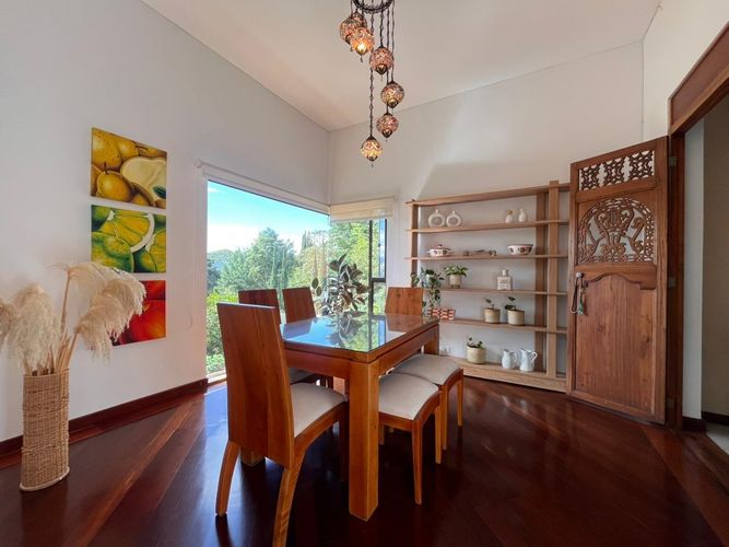 Casa de 3 alcobas en venta en El Poblado, Medellín, 310 m² · foto 10 de 19