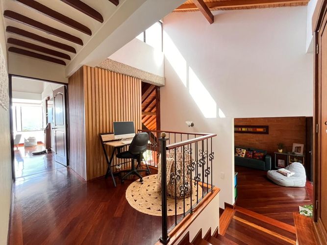 Casa de 3 alcobas en venta en El Poblado, Medellín, 310 m² · foto 14 de 19