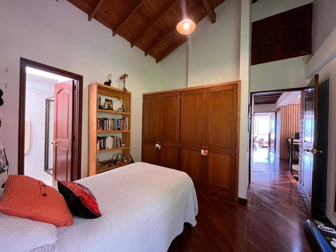 Casa de 3 alcobas en venta en El Poblado, Medellín, 310 m² · foto 17 de 19