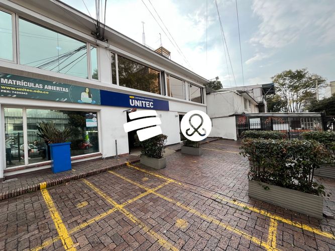 Casa de 25 alcobas en venta en Chapinero, Bogotá, 1175 m² · foto 5 de 7