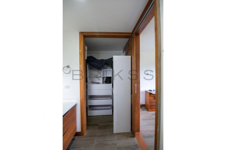 Casa de 4 alcobas en venta en Centro, Rionegro, 360 m² · foto 4 de 24