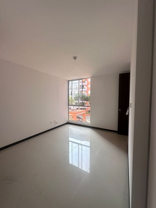 Apartamento de 3 alcobas en venta en Senderos Del Lili, Cali, 99 m² · foto 6 de 20