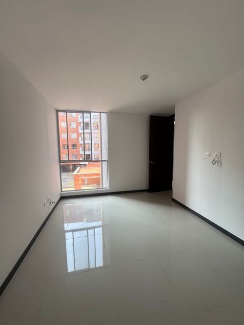Apartamento de 3 alcobas en venta en Senderos Del Lili, Cali, 99 m² · foto 9 de 20