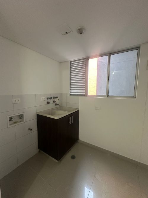 Apartamento de 3 alcobas en venta en Senderos Del Lili, Cali, 99 m² · foto 18 de 20