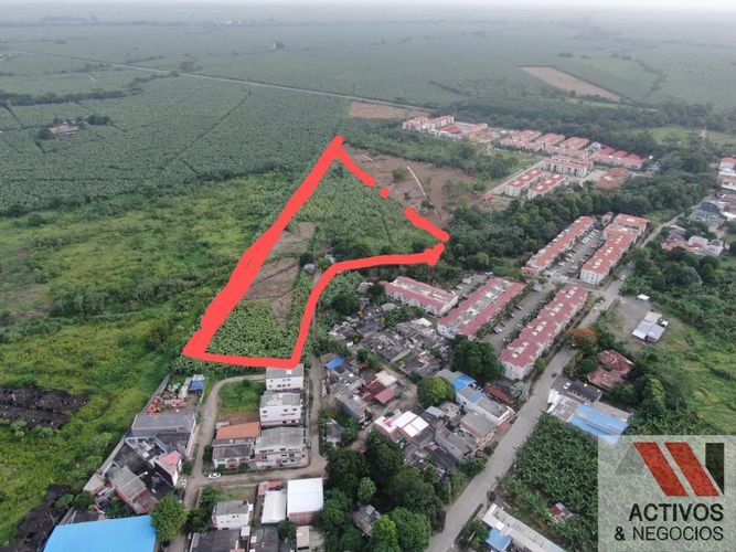Lote en venta en Villa Del Rio, Apartado, 33747 m² · foto 3 de 3