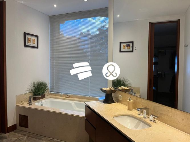 Apartamento de 3 alcobas en venta en Cerros De Suba, Bogotá, 248 m² · foto 20 de 24