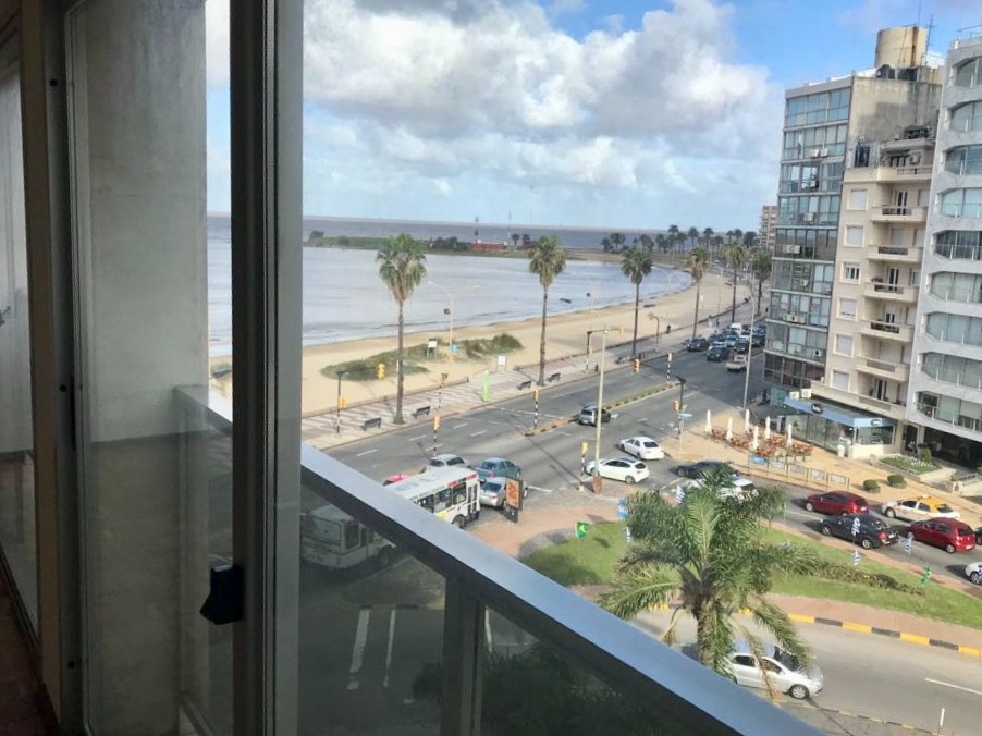 Apartamento de 2 dormitorios + servicio en Pocitos - Bild 2