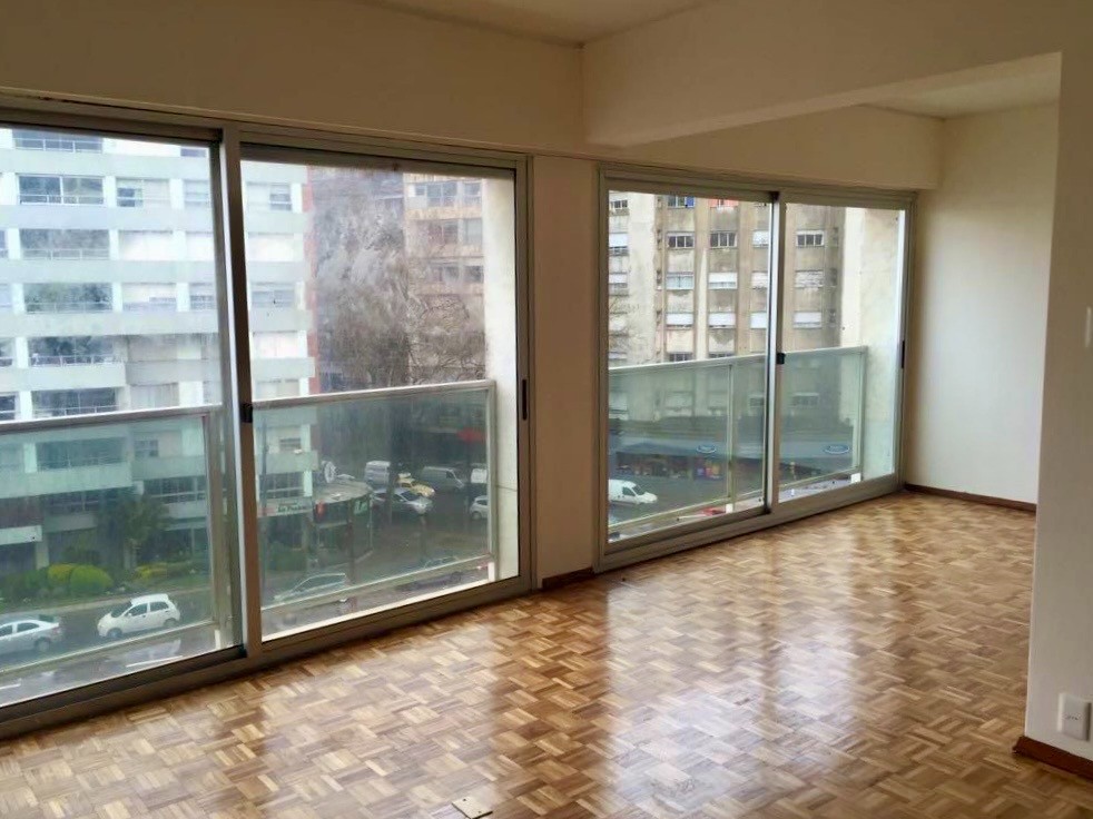 Apartamento de 2 dormitorios + servicio en Pocitos - Bild 4